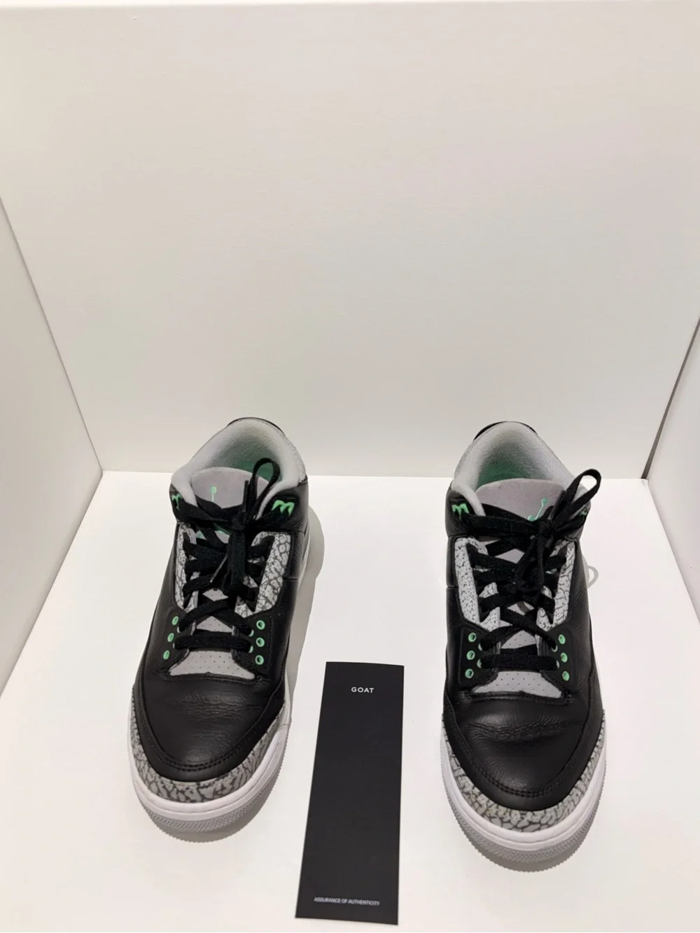 Air Jordan 3 Retro 'Green Glow'
